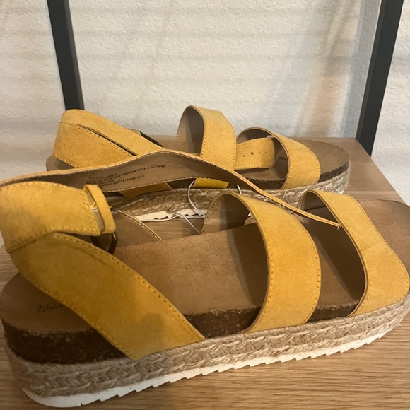Universal Thread Shoes - Universal thread espadrille sandal